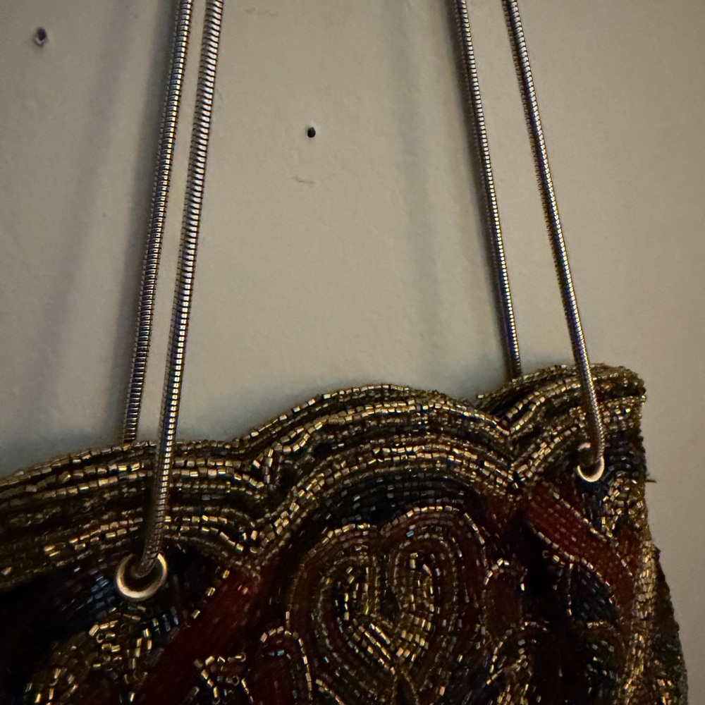 Vintage Walborg Small Glass-Beaded Evening Bag with Silver Chain - Picture 3 of 6